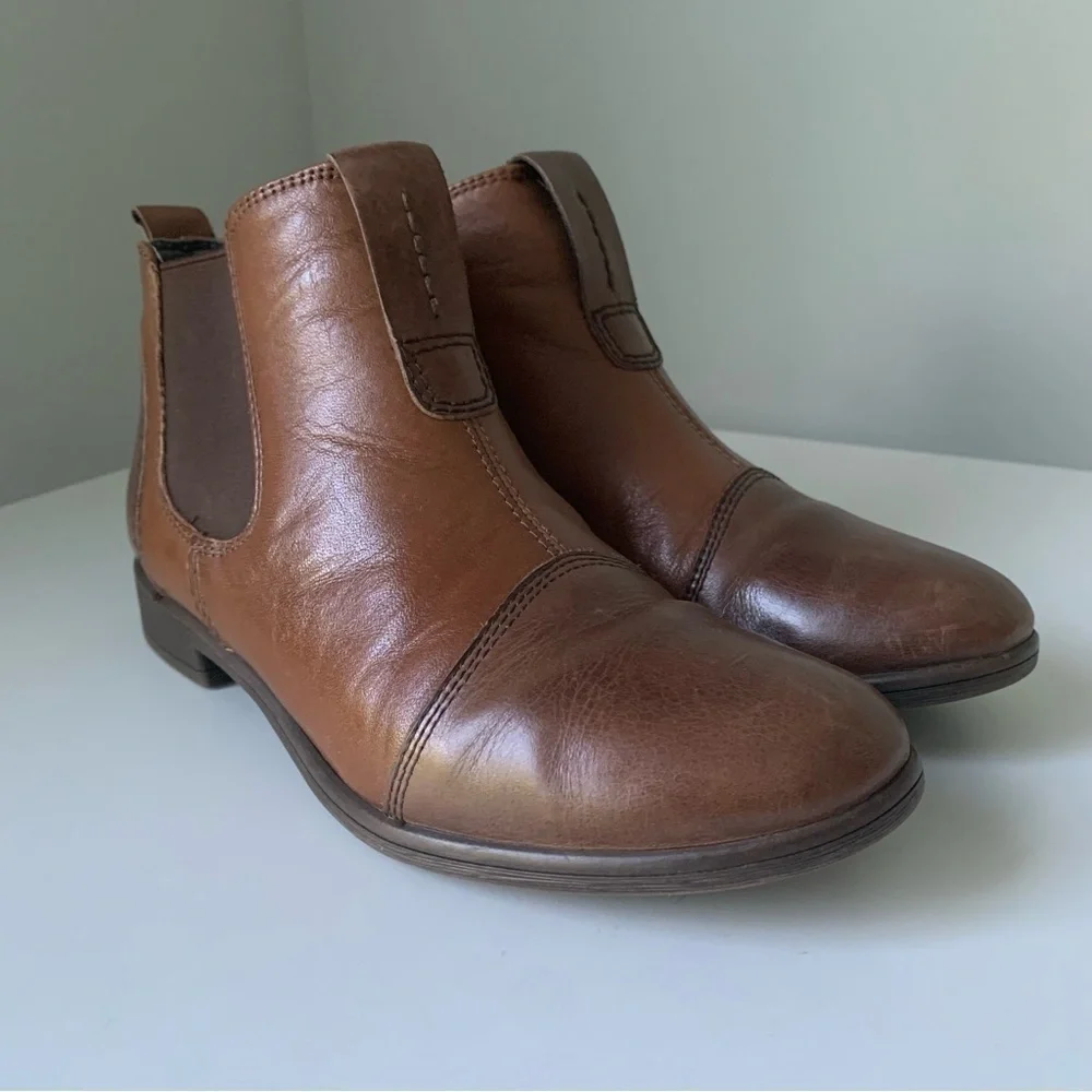 Earth Dorset Ankle Boots Bark
